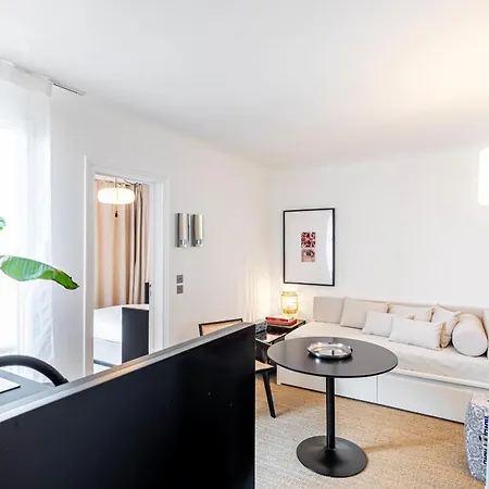 Flexliving - T2 - 16 Crozatier アパート